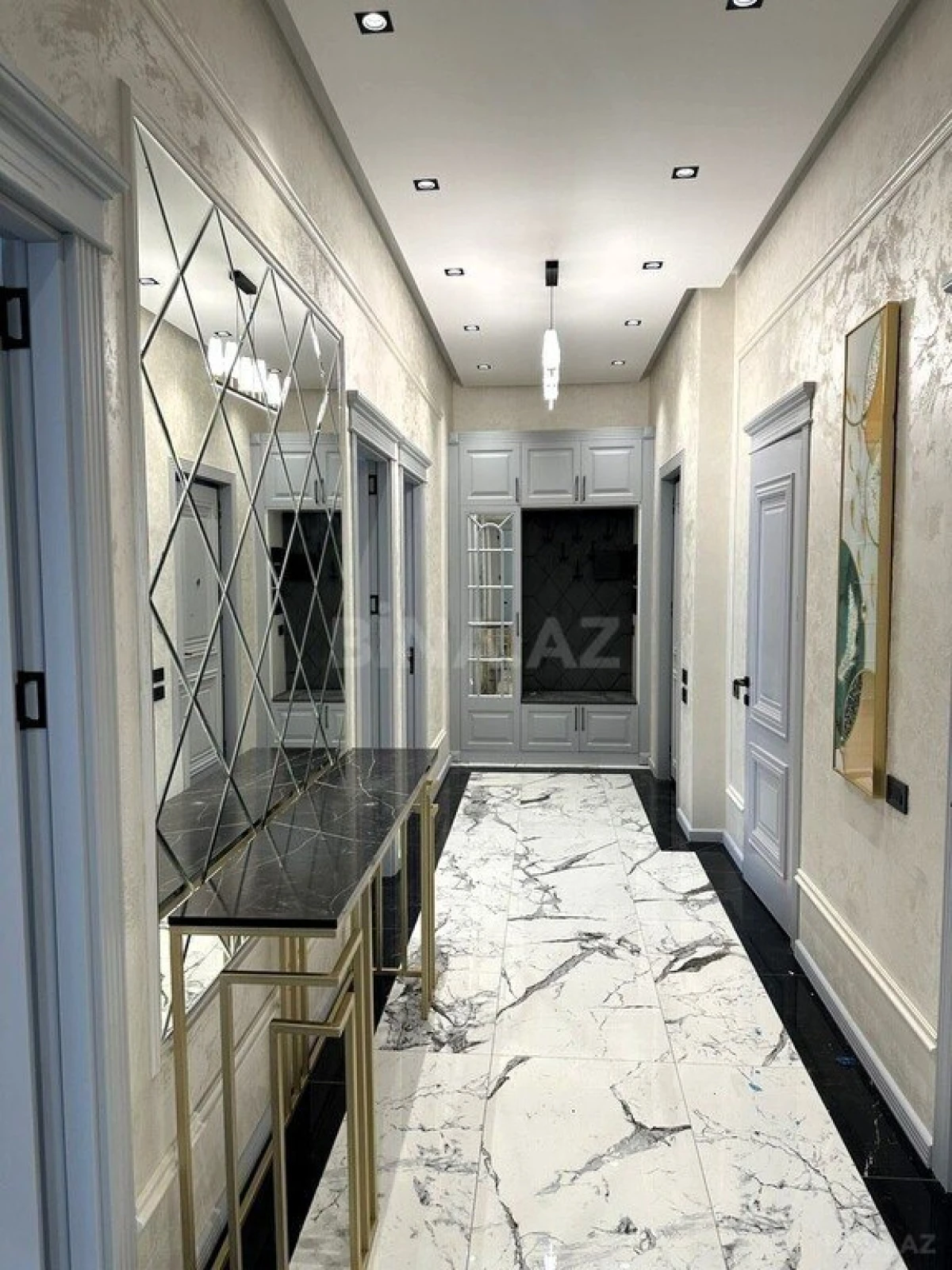 Satılır 3 otaqlı mənzil 115 m²