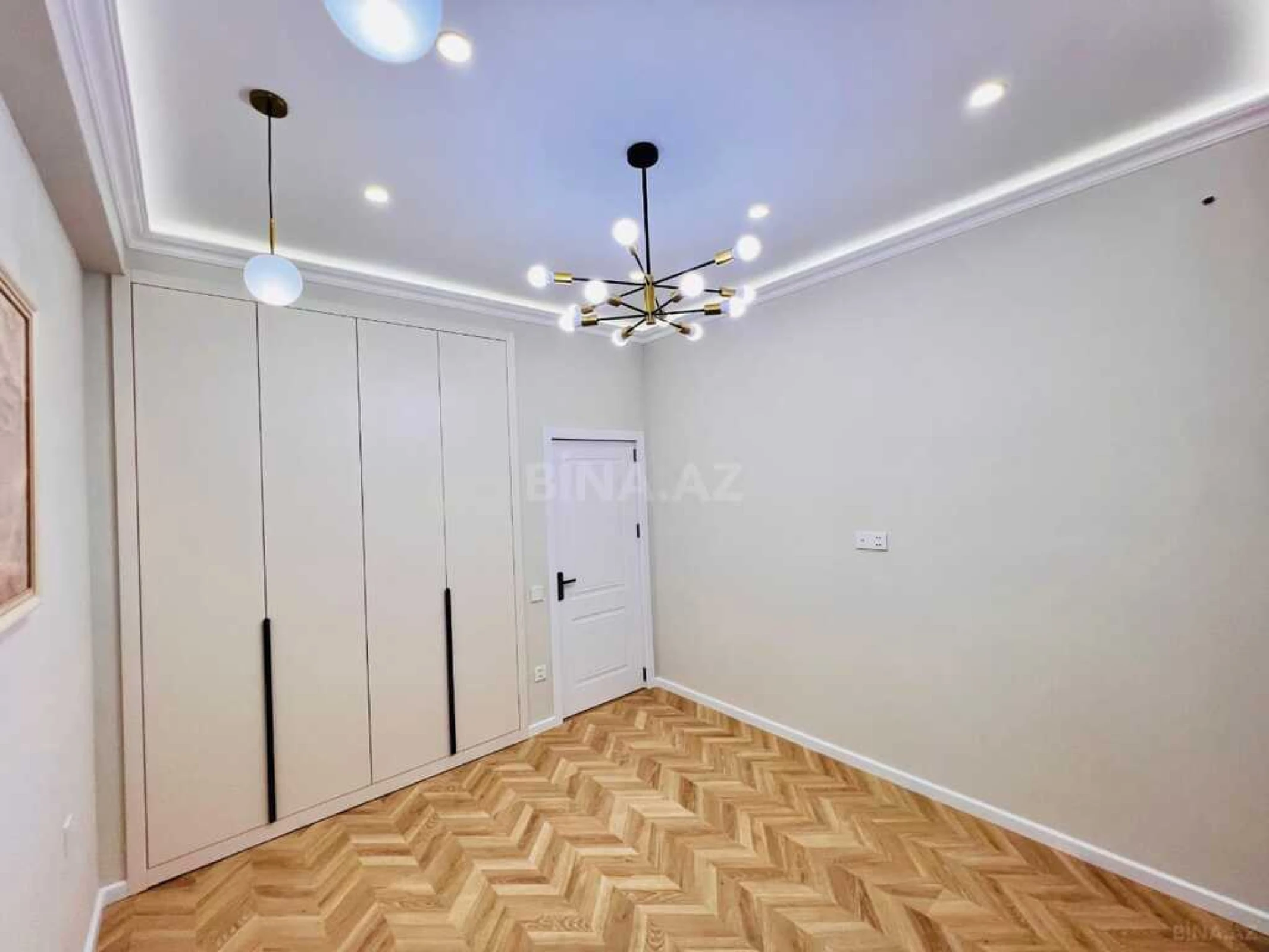 Satılır 2 otaqlı mənzil 60 m²