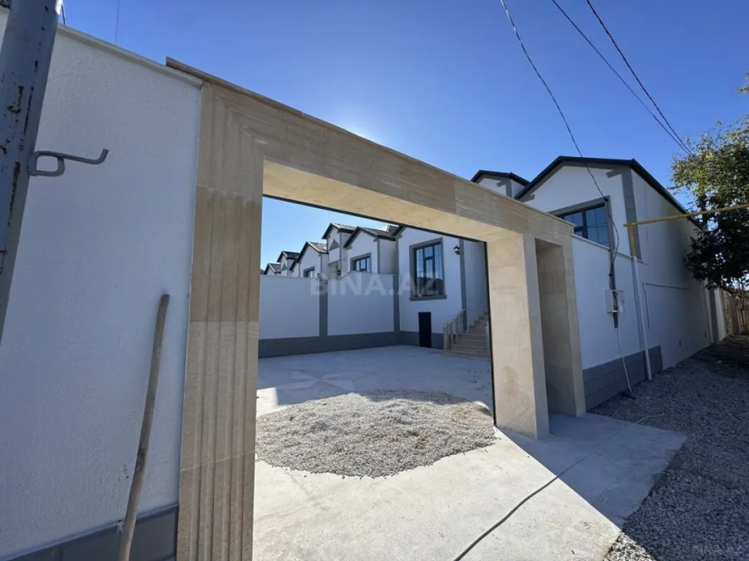 Satılır 4 otaqlı həyət evi 110 m²