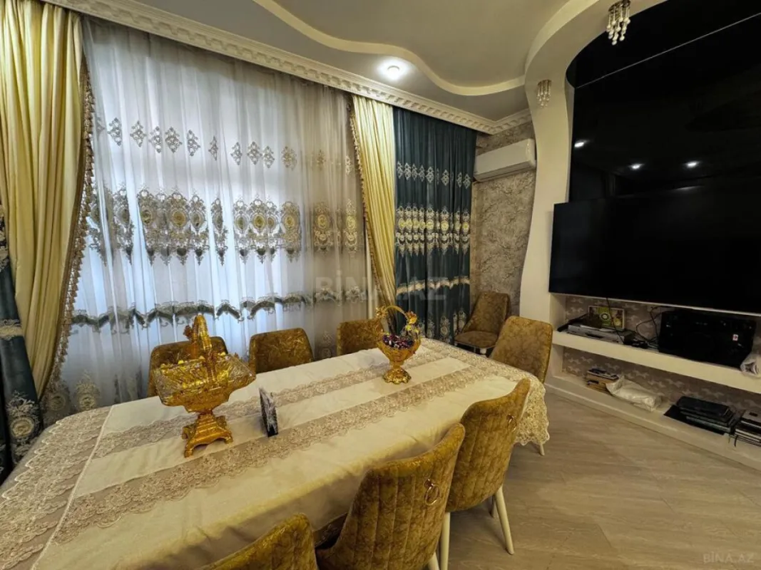 Satılır 3 otaqlı mənzil 140 m²