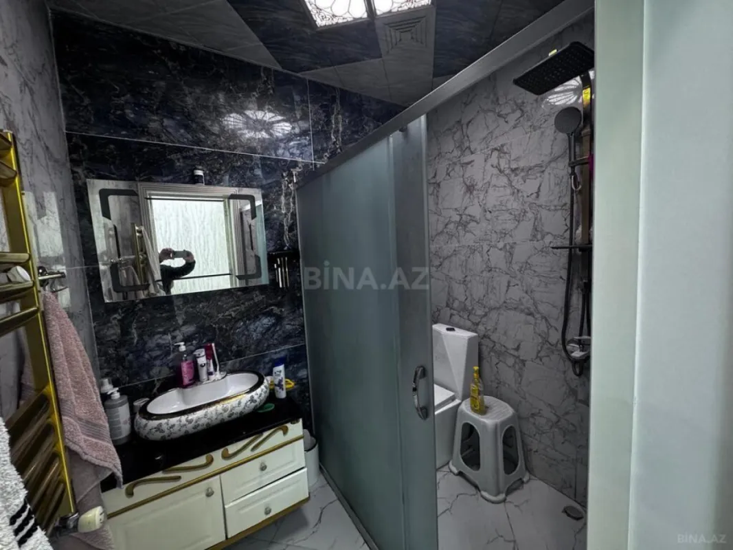 Satılır 3 otaqlı mənzil 140 m²