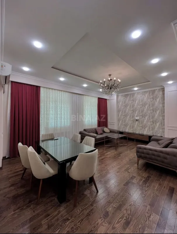 Satılır 3 otaqlı mənzil 120 m²