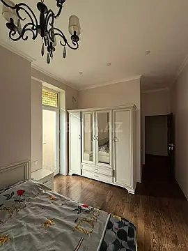 Satılır 3 otaqlı mənzil 120 m²