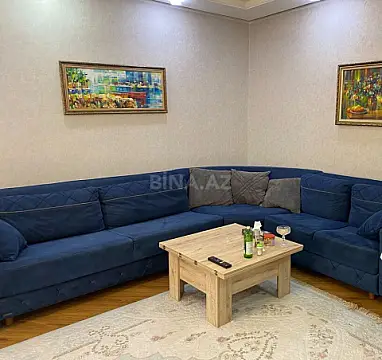 Satılır 2 otaqlı mənzil 65 m²