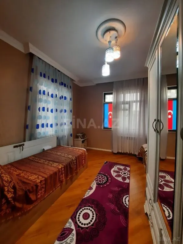 Satılır 2 otaqlı mənzil 65 m²