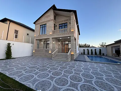 Satılır 5 otaqlı həyət evi 200 m²