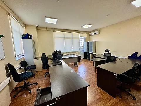 Satılır obyekt 1600 m²