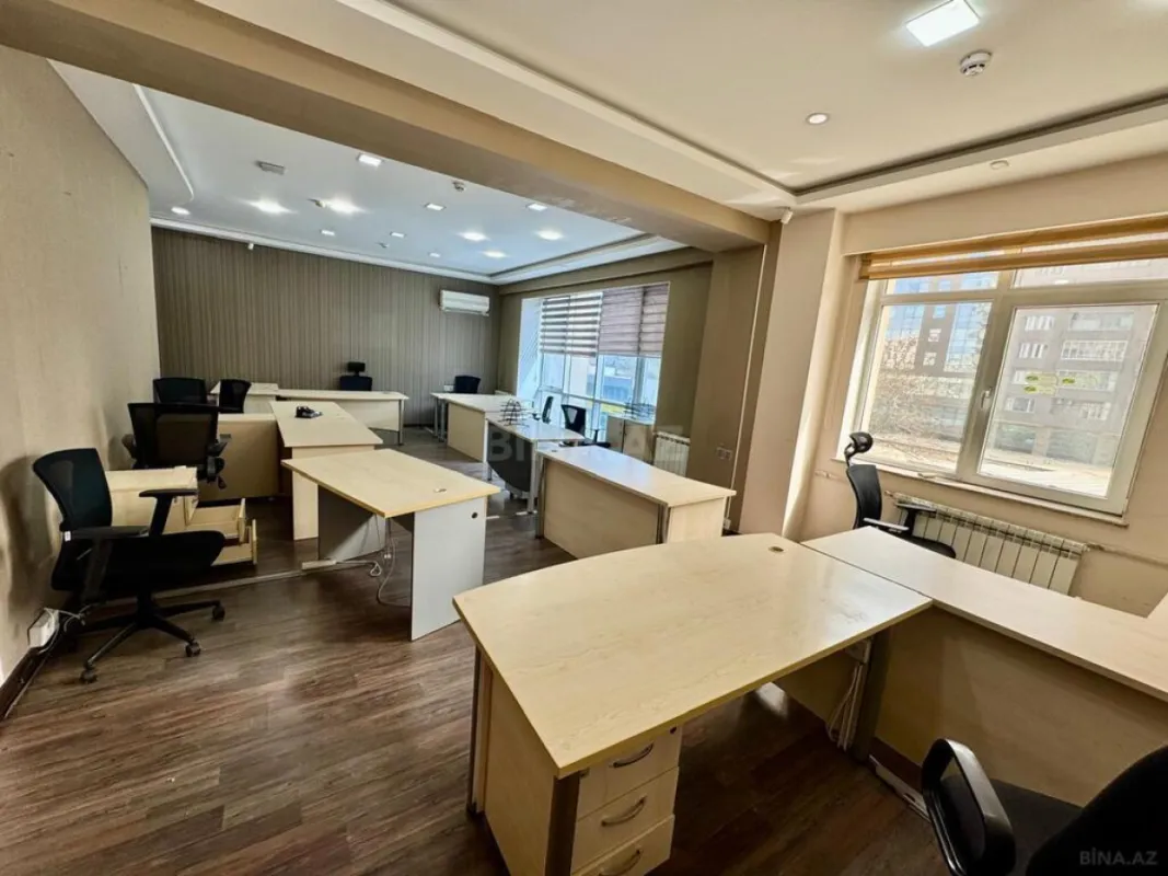 Satılır obyekt 1600 m²