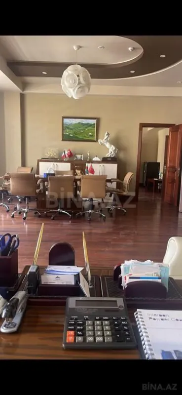 Satılır obyekt 1600 m²