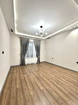 Satılır 5 otaqlı həyət evi 180 m²