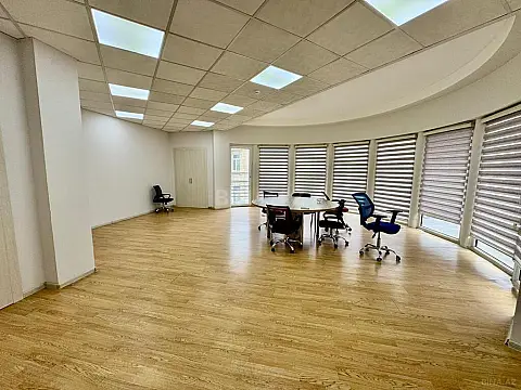 Satılır obyekt 2100 m²