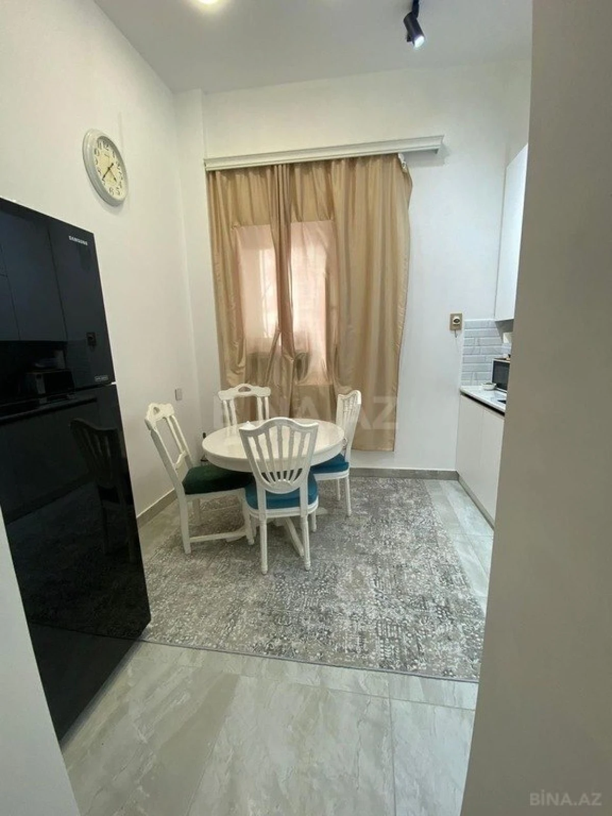 Satılır 3 otaqlı mənzil 110 m²