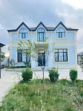 Satılır 5 otaqlı həyət evi 200 m²