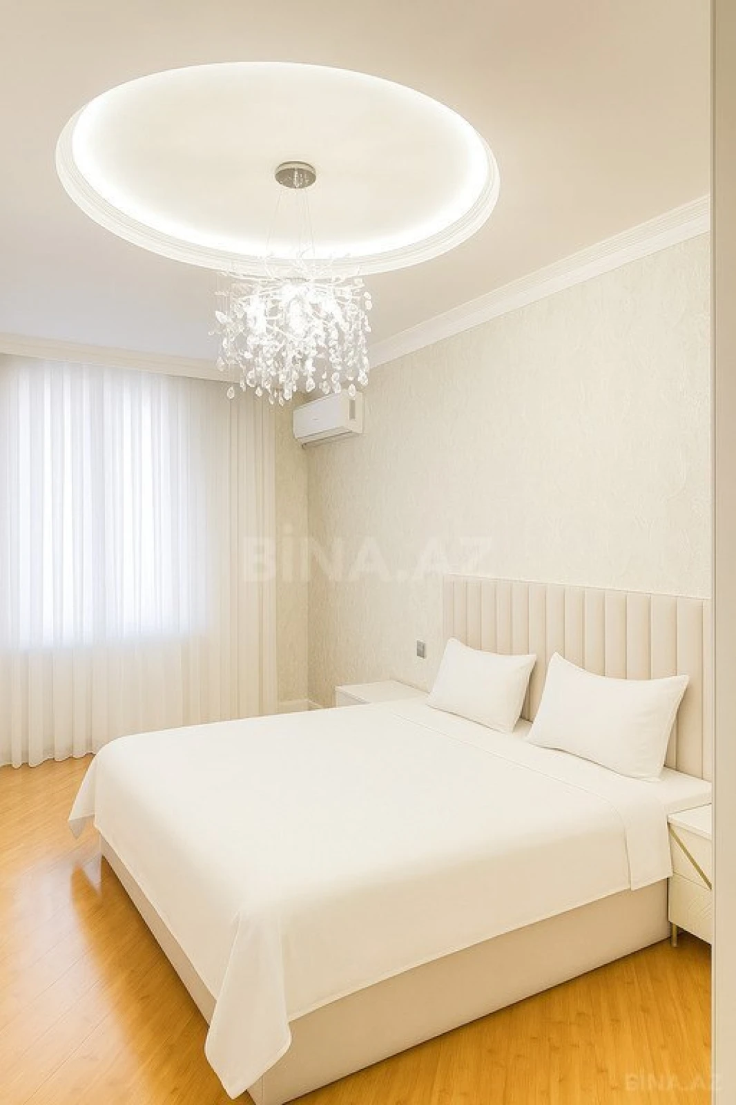 Kirayə verilir 3 otaqlı mənzil 145 m²