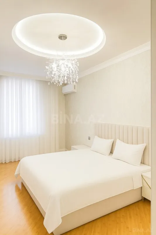 Kirayə verilir 3 otaqlı mənzil 145 m²