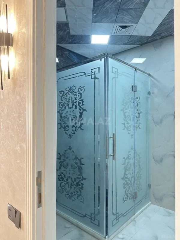 Kirayə verilir 3 otaqlı mənzil 145 m²