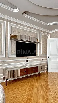 Kirayə verilir 3 otaqlı mənzil 145 m²
