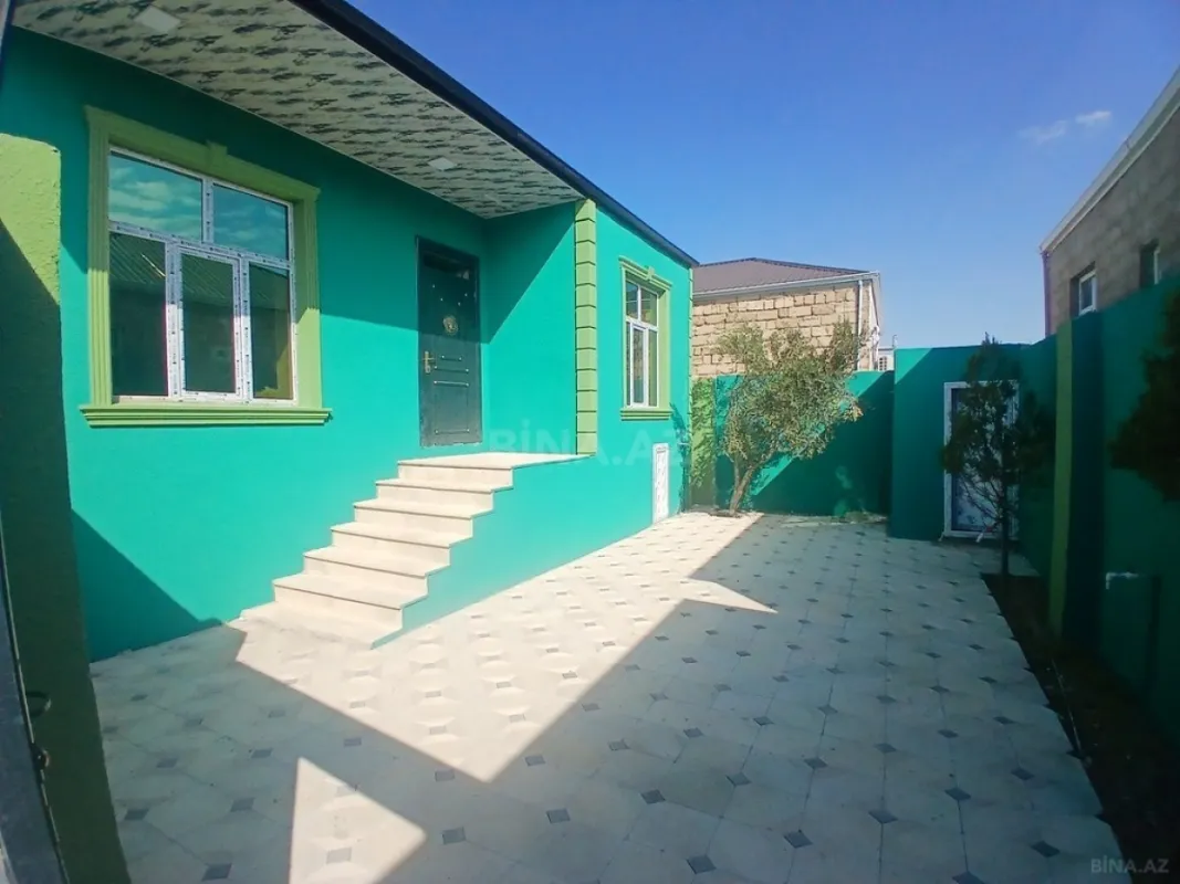 Satılır 4 otaqlı həyət evi 120 m²