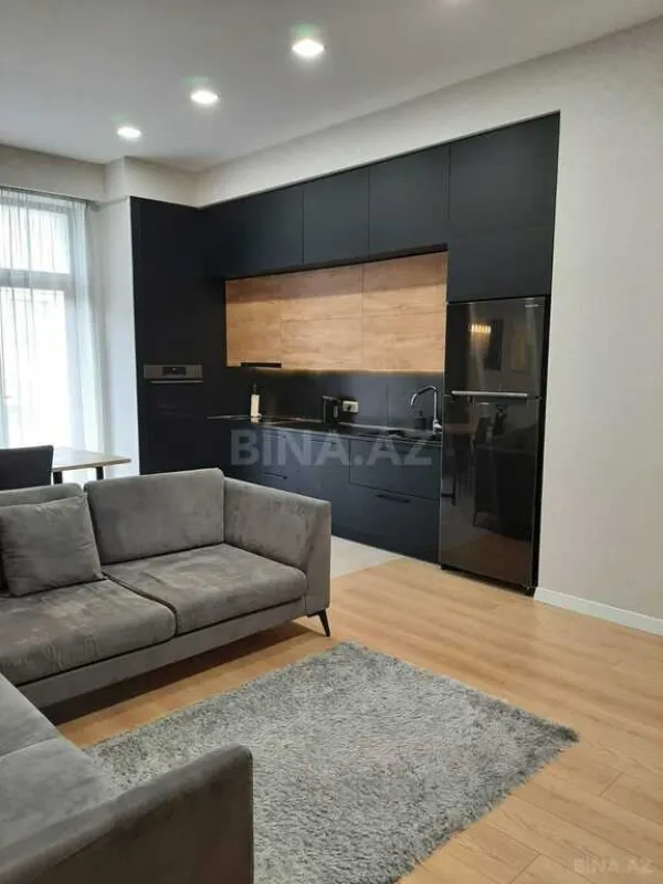 Kirayə verilir 3 otaqlı mənzil 101 m²