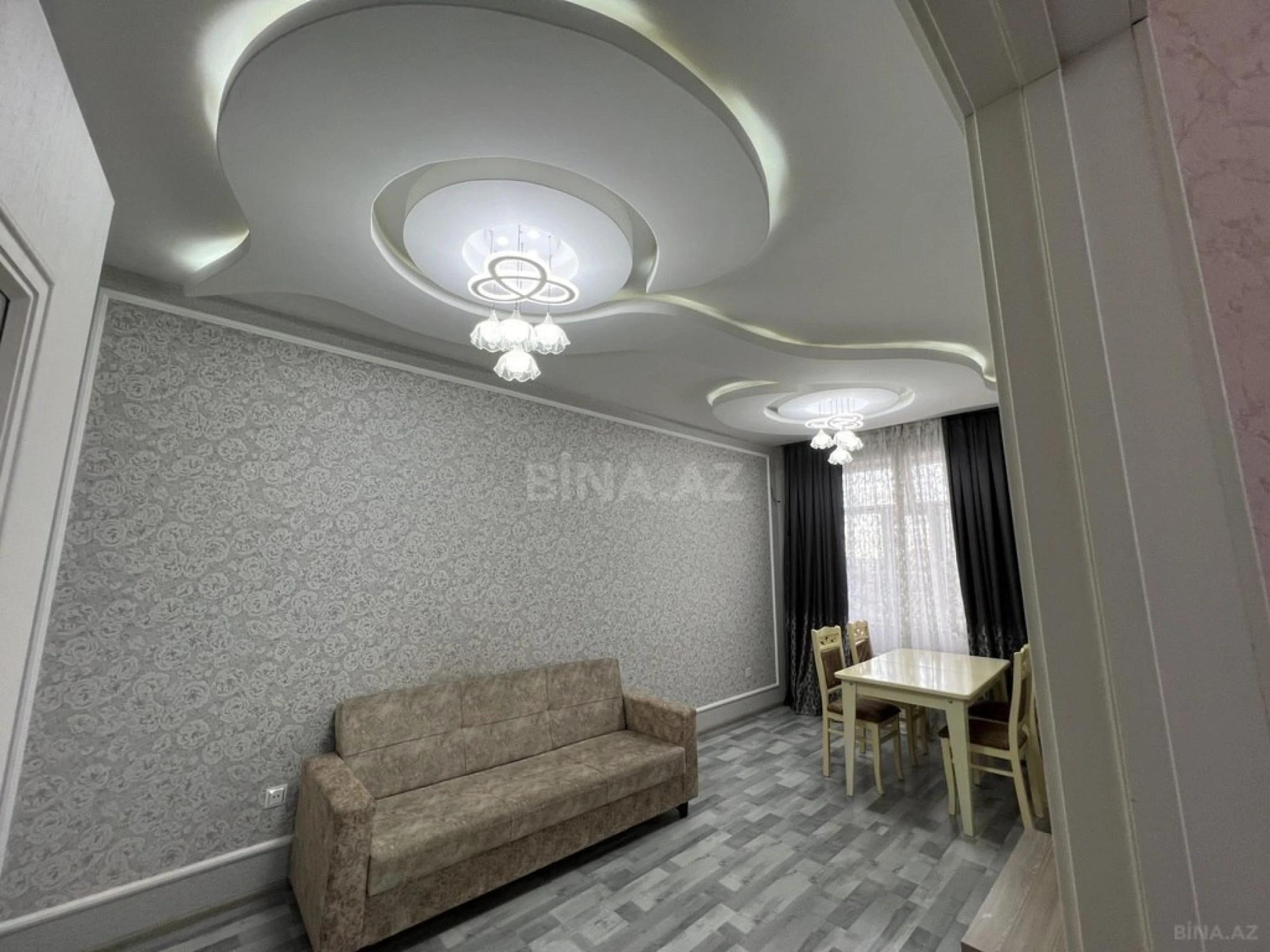 Kirayə verilir 2 otaqlı mənzil 55 m²