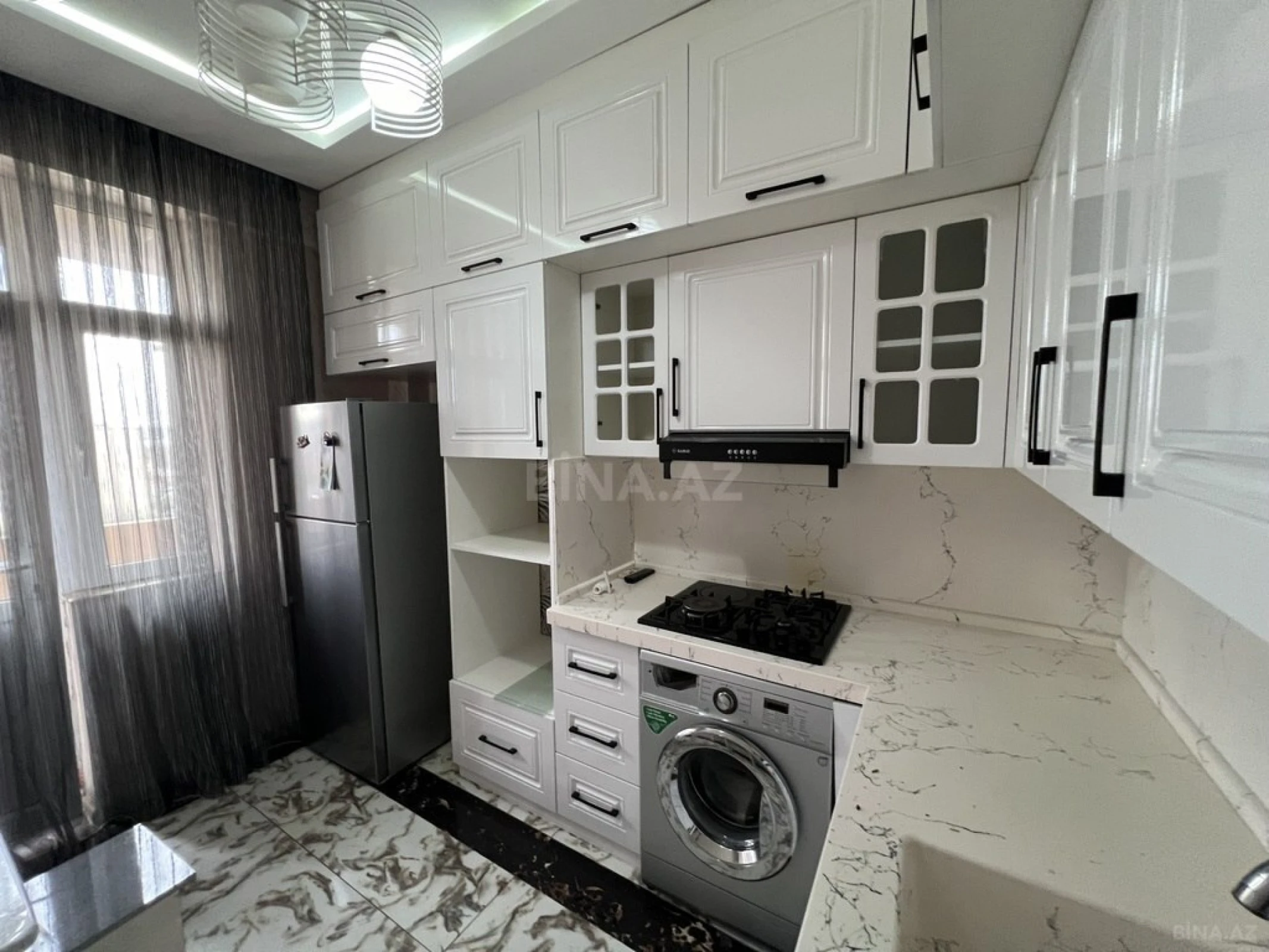 Kirayə verilir 2 otaqlı mənzil 55 m²