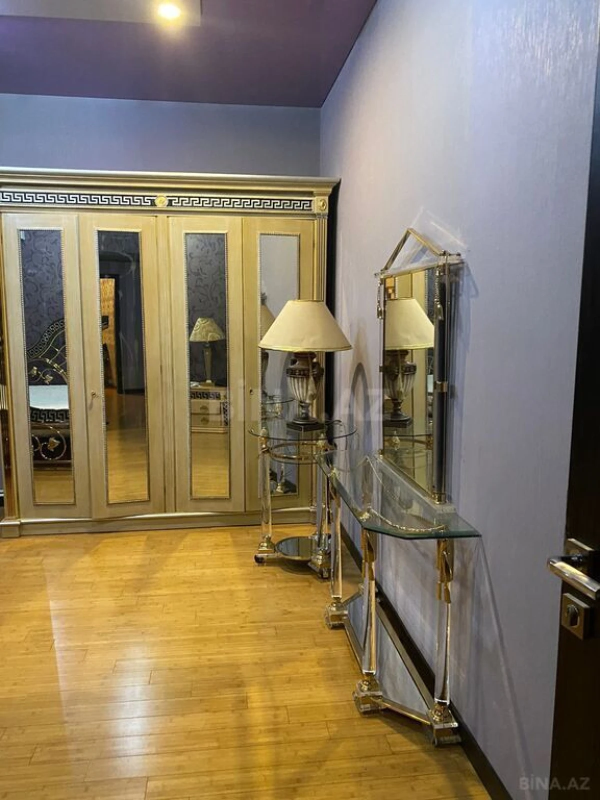 Satılır 3 otaqlı mənzil 116 m²