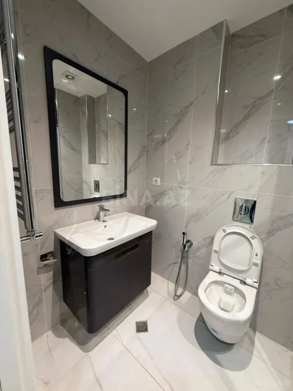 Kirayə verilir 2 otaqlı mənzil 62 m²