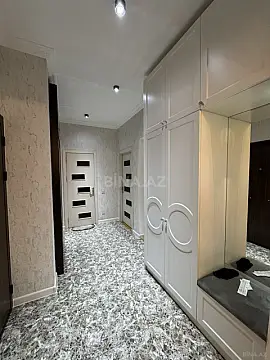 Satılır 2 otaqlı mənzil 70 m²