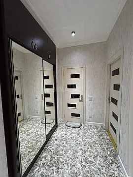 Satılır 2 otaqlı mənzil 70 m²