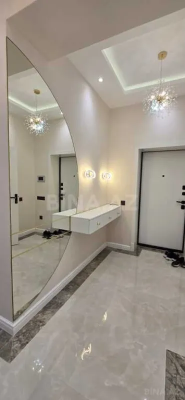 Kirayə verilir 4 otaqlı mənzil 165 m²