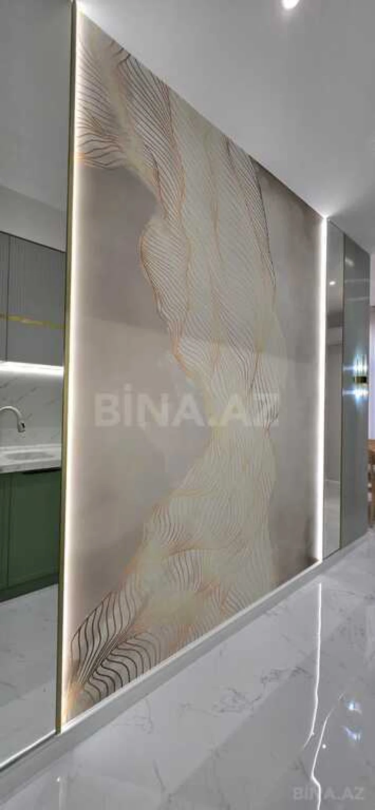 Kirayə verilir 4 otaqlı mənzil 165 m²