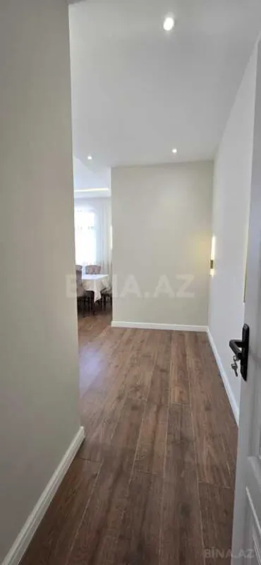 Kirayə verilir 4 otaqlı mənzil 165 m²