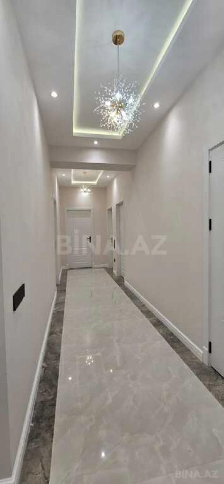 Kirayə verilir 4 otaqlı mənzil 165 m²