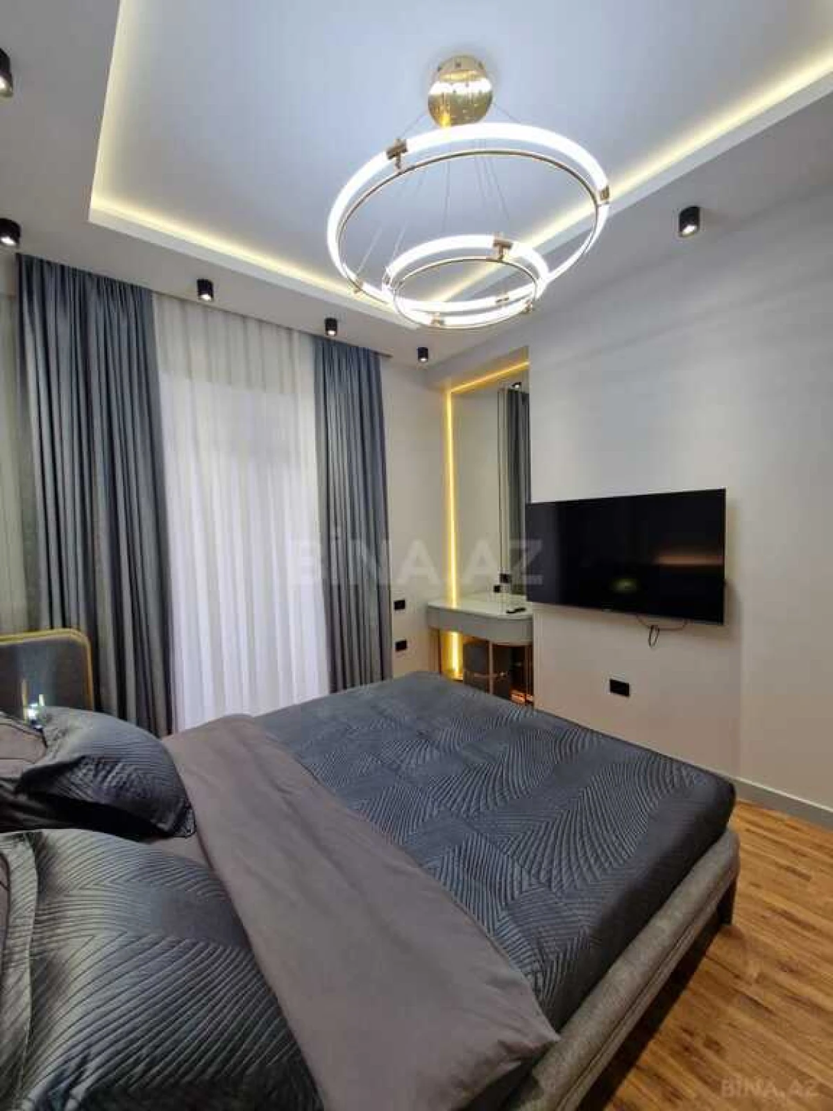 Satılır 2 otaqlı mənzil 65 m²