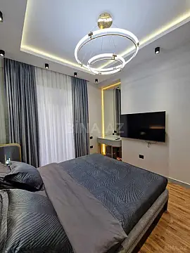 Satılır 2 otaqlı mənzil 65 m²