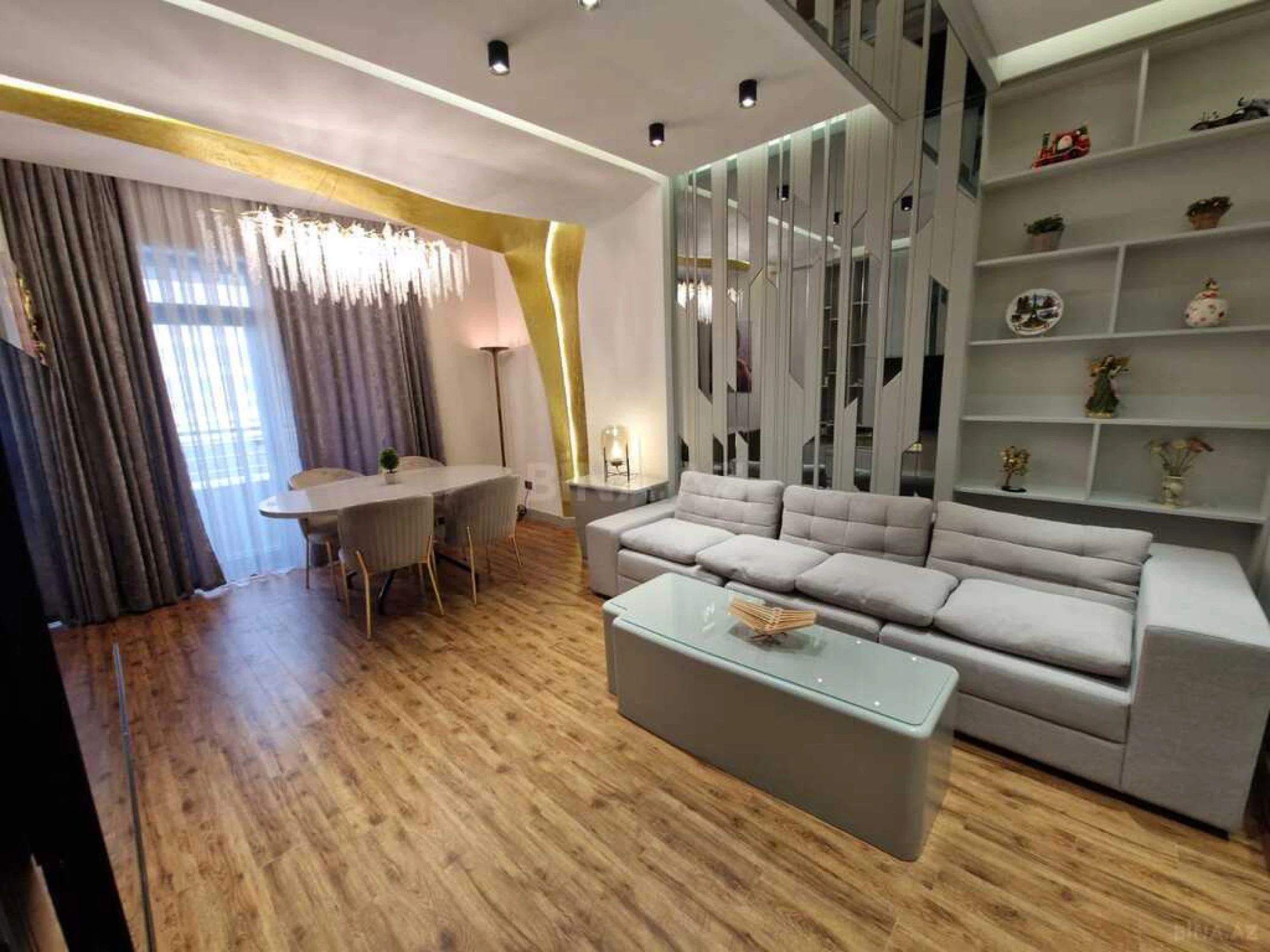 Satılır 2 otaqlı mənzil 65 m²