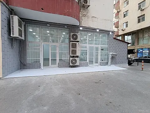 Satılır obyekt 60 m²