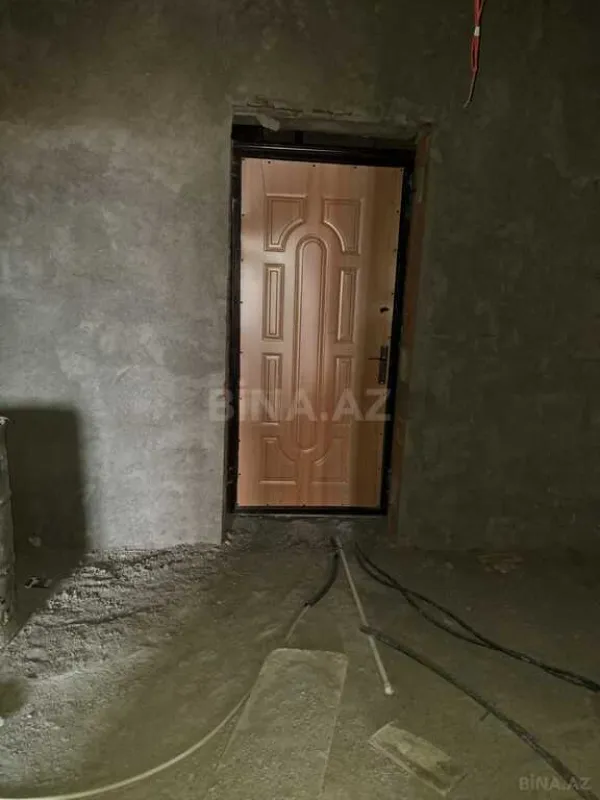 Satılır 3 otaqlı mənzil 134.5 m²