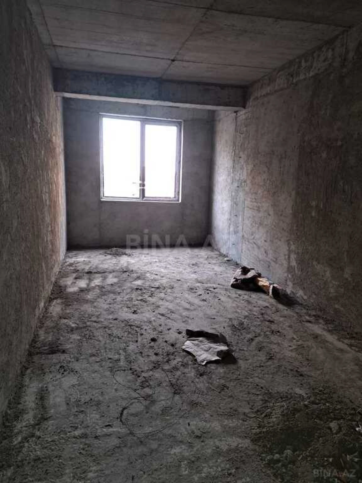 Satılır 3 otaqlı mənzil 134.5 m²