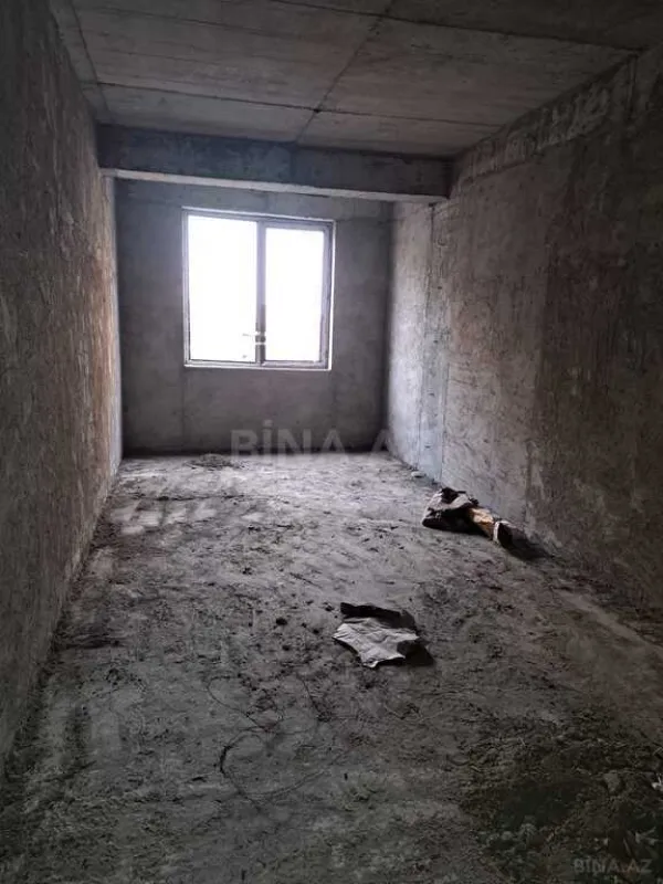 Satılır 3 otaqlı mənzil 134.5 m²