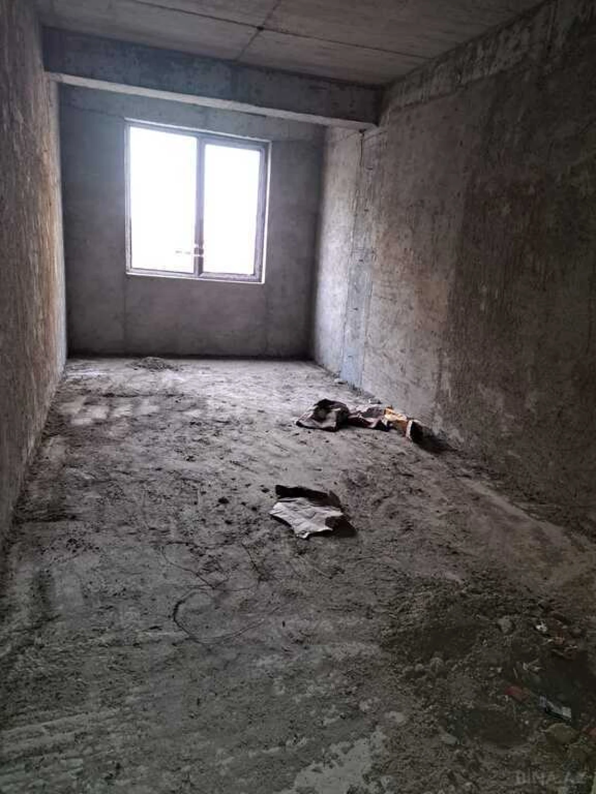 Satılır 3 otaqlı mənzil 134.5 m²