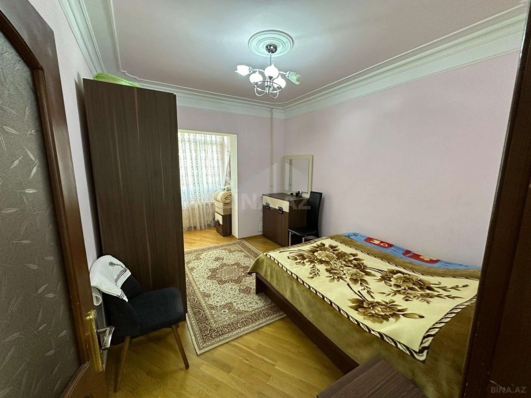 Satılır 2 otaqlı mənzil 65 m²
