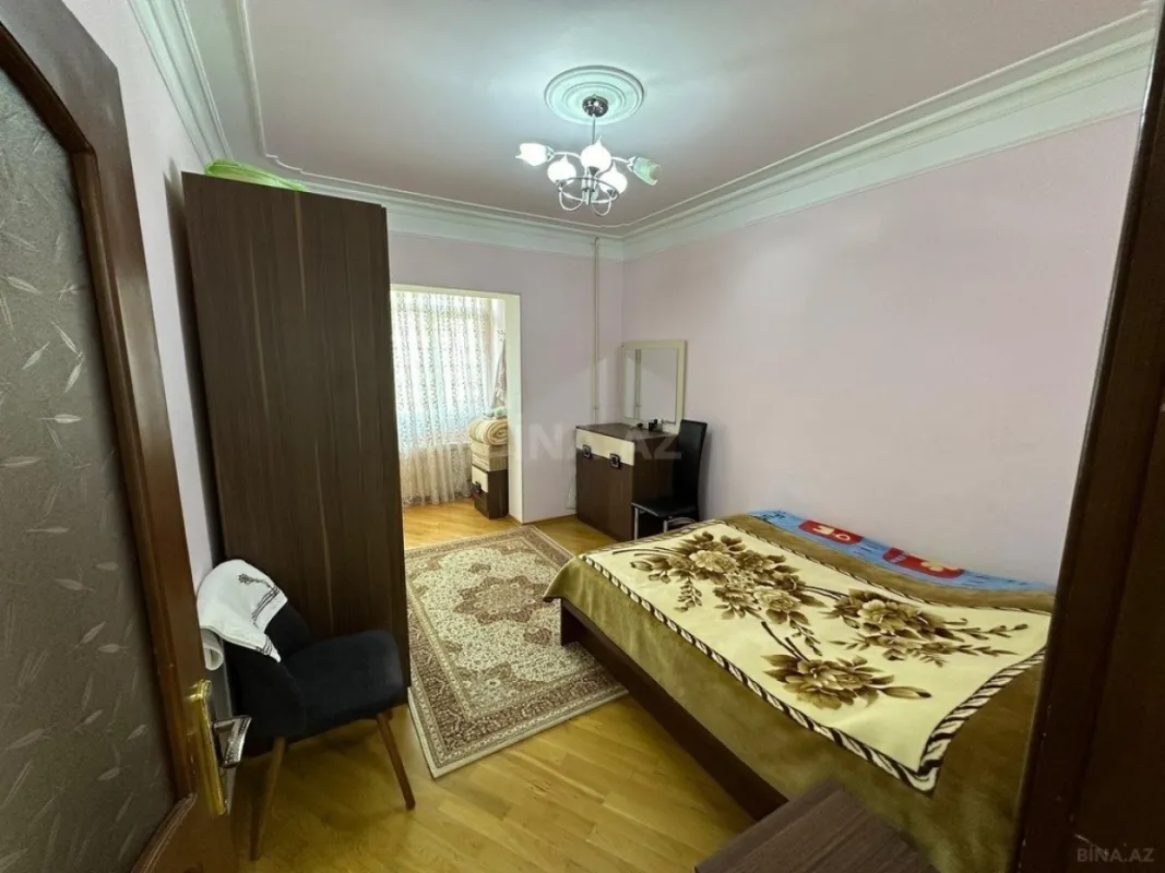 Satılır 2 otaqlı mənzil 65 m²