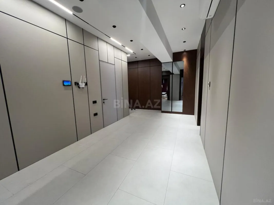 Kirayə verilir 3 otaqlı mənzil 135 m²