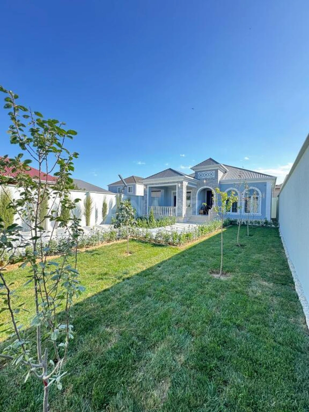 Satılır 4 otaqlı həyət evi 160 m²