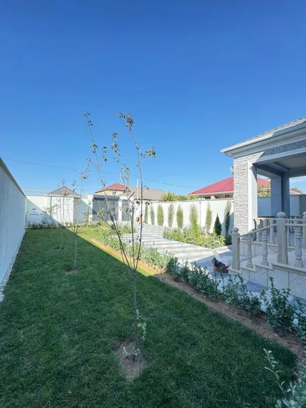 Satılır 4 otaqlı həyət evi 160 m²