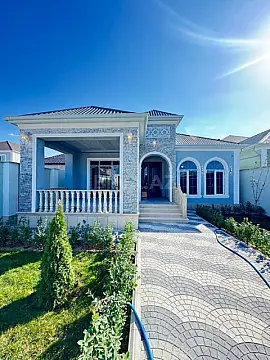 Satılır 4 otaqlı həyət evi 160 m²