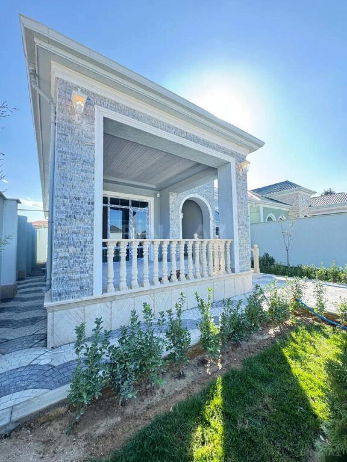 Satılır 4 otaqlı həyət evi 160 m²