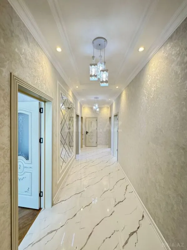 Satılır 4 otaqlı həyət evi 160 m²