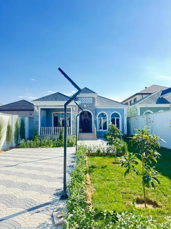Satılır 4 otaqlı həyət evi 160 m²